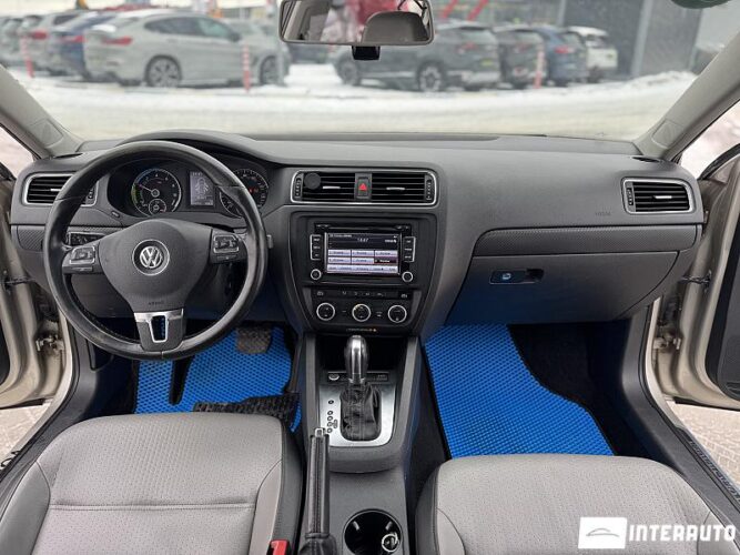 volkswagen Jetta 2013