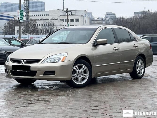 Honda Accord 2007 doar la InterAuto
