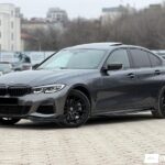 BMW 330 2019