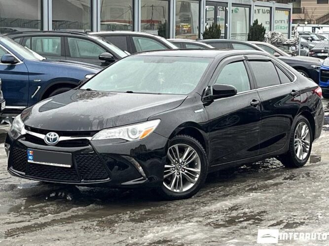 toyota Camry 2015