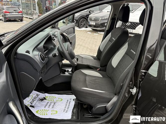 dacia Sandero Stepway 2015