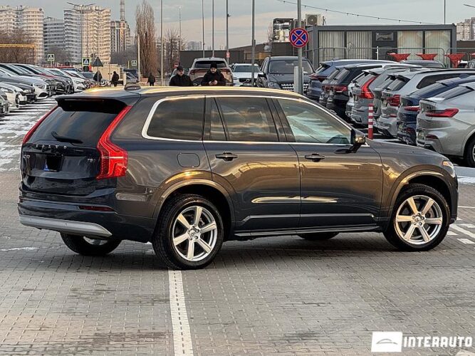volvo XC 90 2022