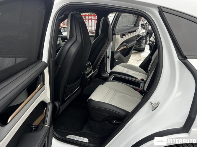 porsche Cayenne E-Hybrid Coupe 2024