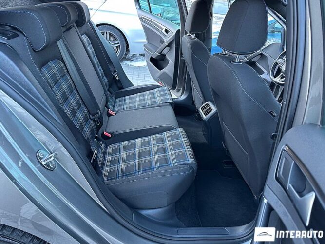 Volkswagen Golf GTE 56 interauto-car