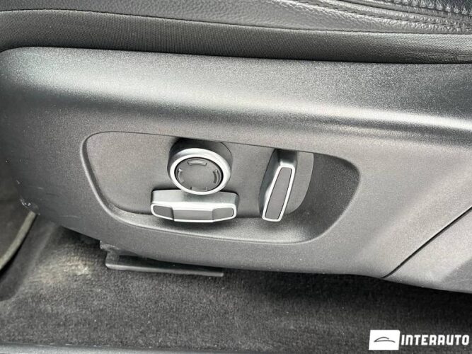 Land Rover Discovery Sport 35 interauto-car