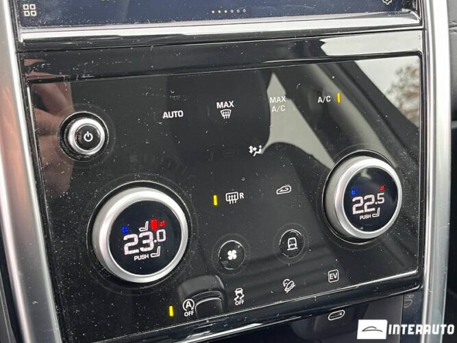 Land Rover Discovery Sport 33 interauto-car