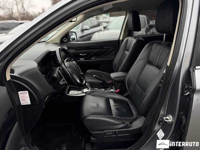 mitsubishi Outlander 2015