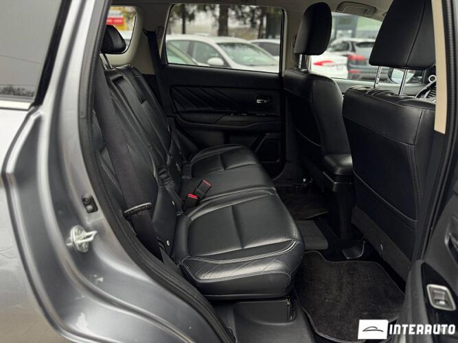 mitsubishi Outlander 2015