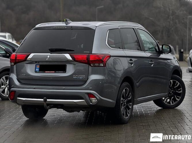mitsubishi Outlander 2015