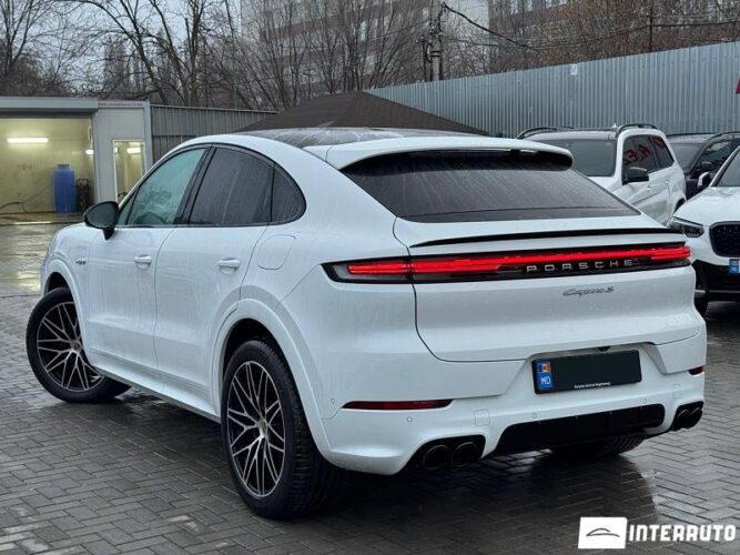 porsche Cayenne S E-Hybrid Coupe 2024