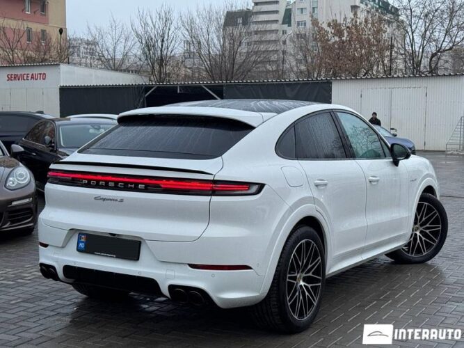 porsche Cayenne S E-Hybrid Coupe 2024
