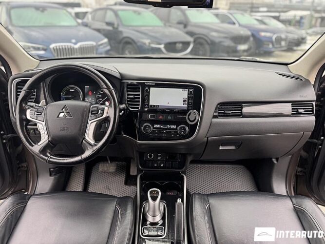 mitsubishi Outlander 2016