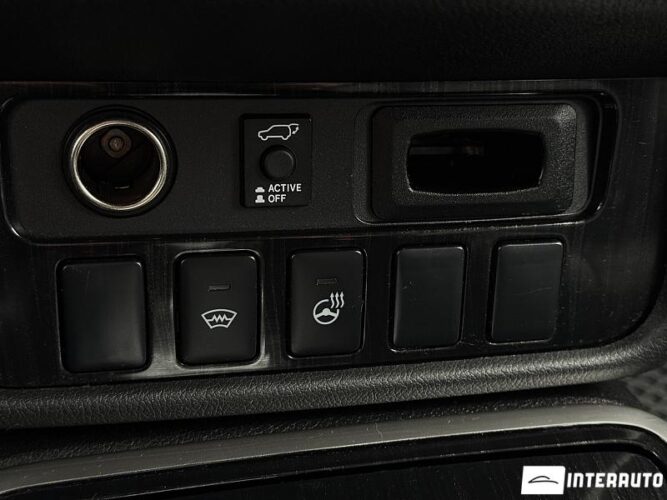 mitsubishi Outlander 2016