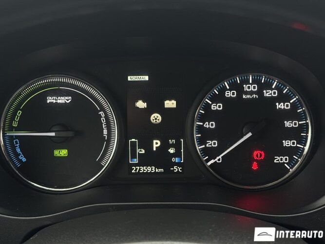 mitsubishi Outlander 2016