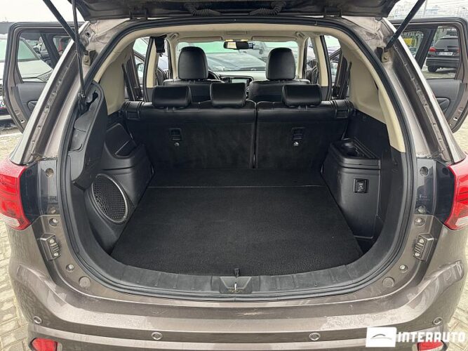 mitsubishi Outlander 2016