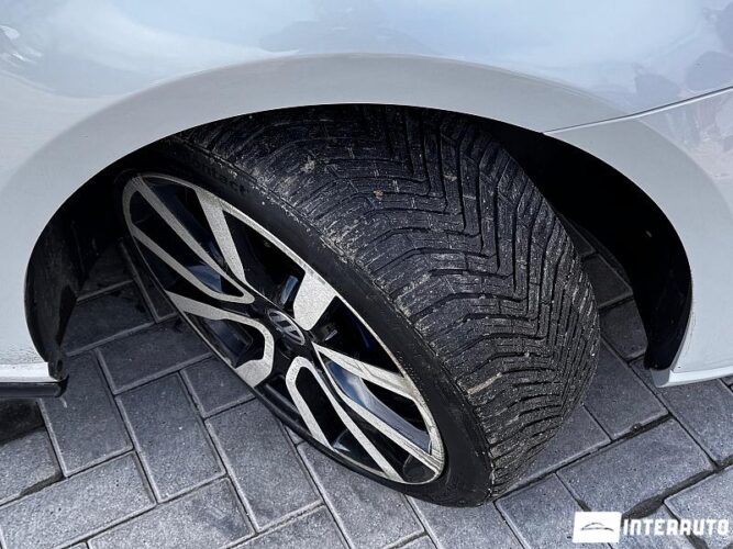 Volkswagen Golf GTE 49 volkswagen Golf GTE 2015