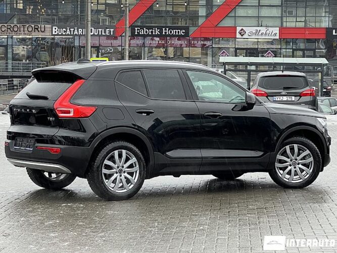 volvo XC 40 2020