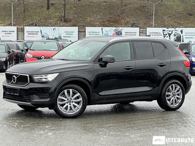 volvo XC 40 2020