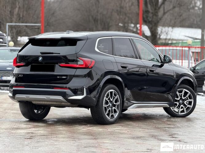 bmw X1 2.8i 2024