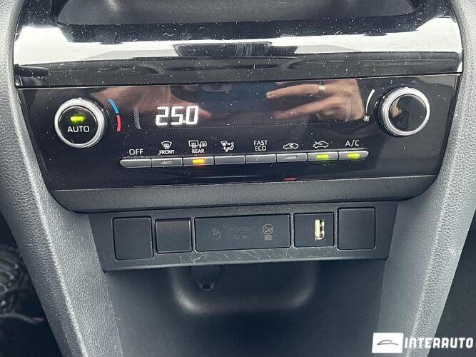 Toyota Yaris Cross 39 toyota Yaris Cross 2022