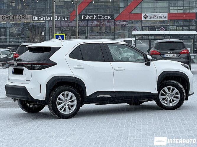 Toyota Yaris Cross 32 toyota Yaris Cross 2022