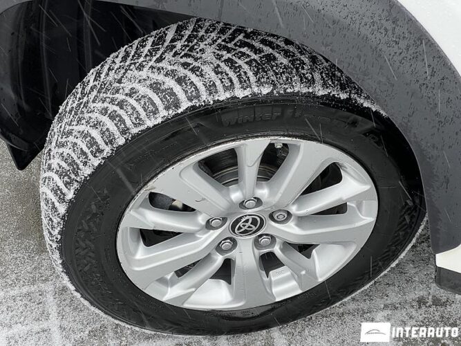 Toyota Yaris Cross 44 toyota Yaris Cross 2022