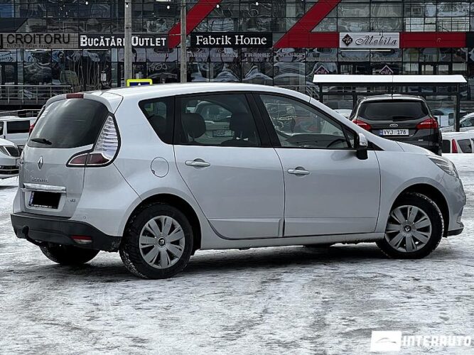 renault Scenic 2012