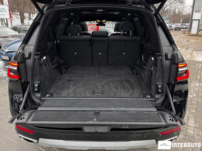bmw X7 4.0i 2024