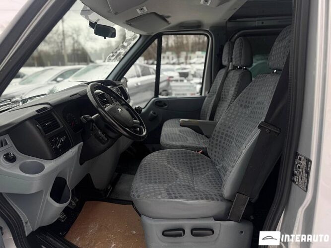 ford Transit 2012