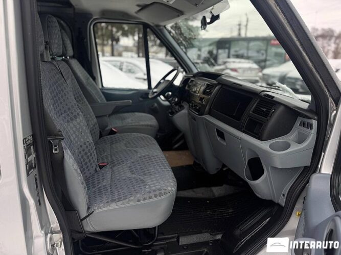 ford Transit 2012