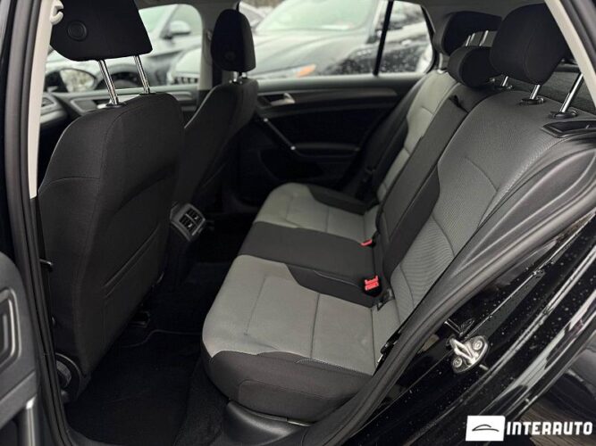 volkswagen Golf 2018