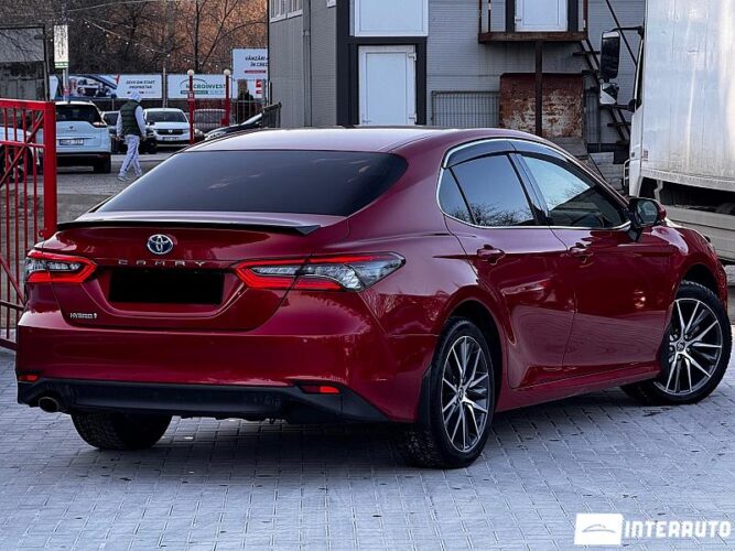 toyota Camry 2021