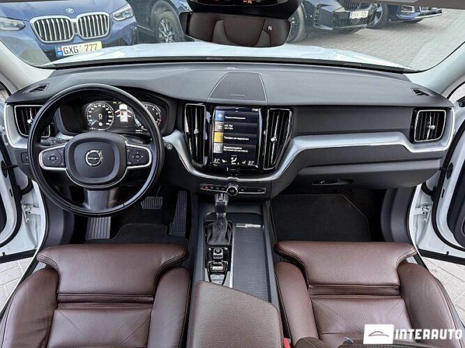 volvo XC 60 2019