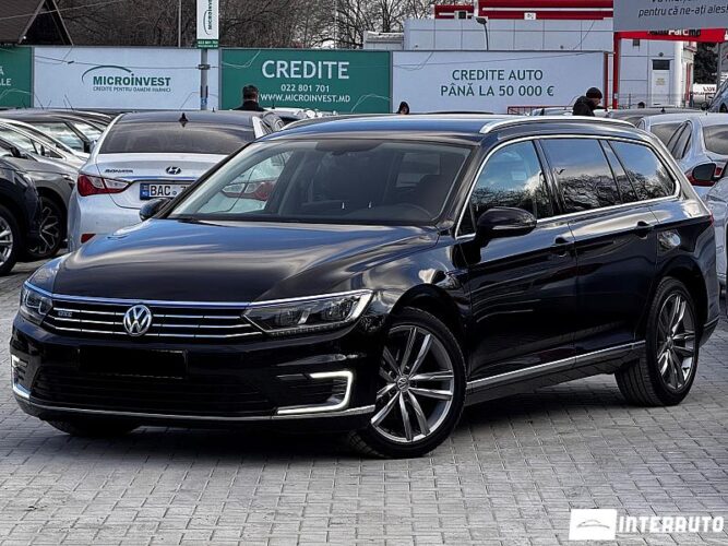 Volkswagen Passat GTE 2015 doar la InterAuto