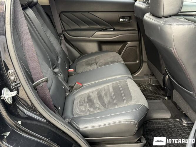 mitsubishi Outlander 2015