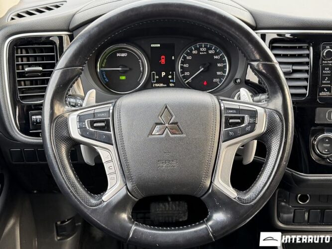 mitsubishi Outlander 2015