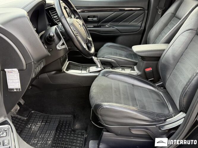 mitsubishi Outlander 2015