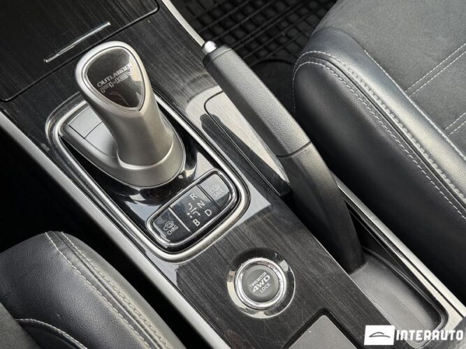 mitsubishi Outlander 2015