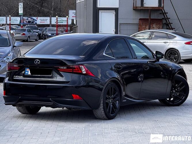 lexus IS 300h 2013