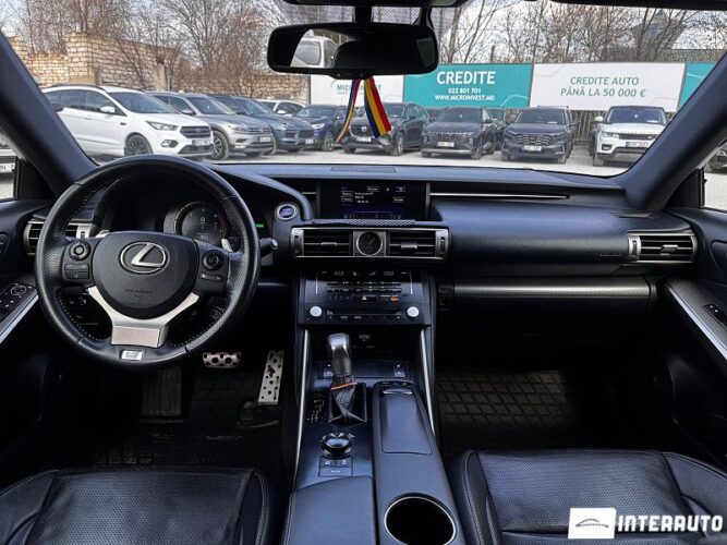 lexus IS 300h 2013
