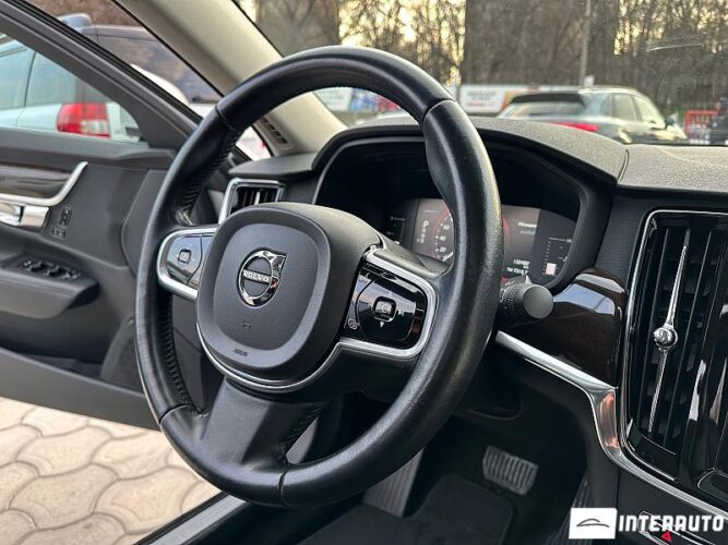 Volvo S 90 2016 doar la InterAuto