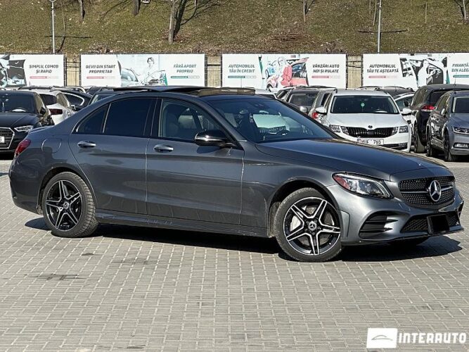 Mercedes C 300 2019 doar la InterAuto