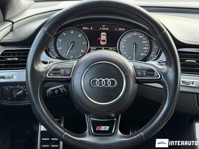 audi S8 2016