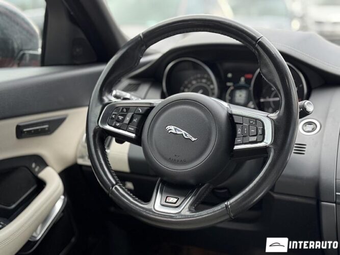 jaguar E-Pace 2018