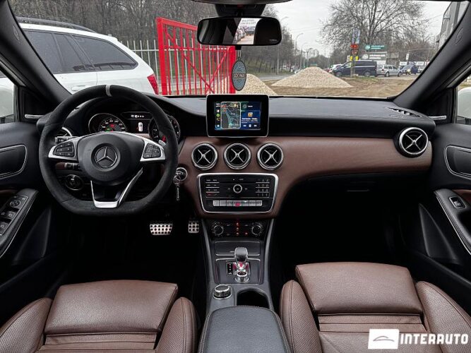 mercedes A 45 AMG 2018