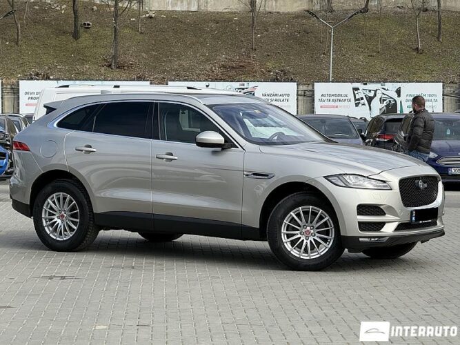 Jaguar F-Pace 2016 doar la InterAuto