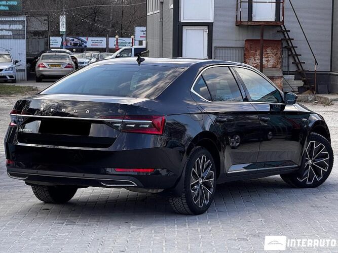 skoda Superb 2023