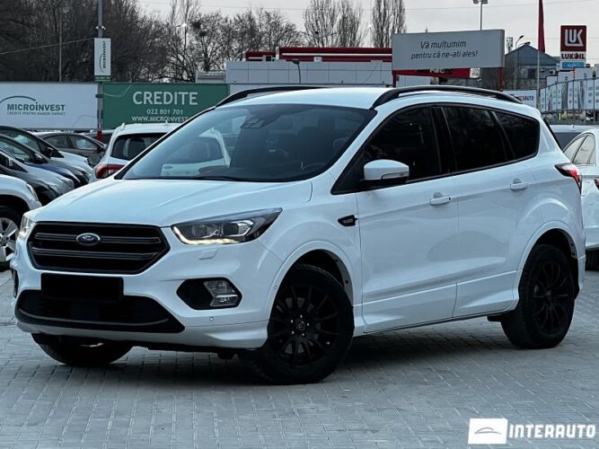 Ford Kuga 2018 doar la InterAuto