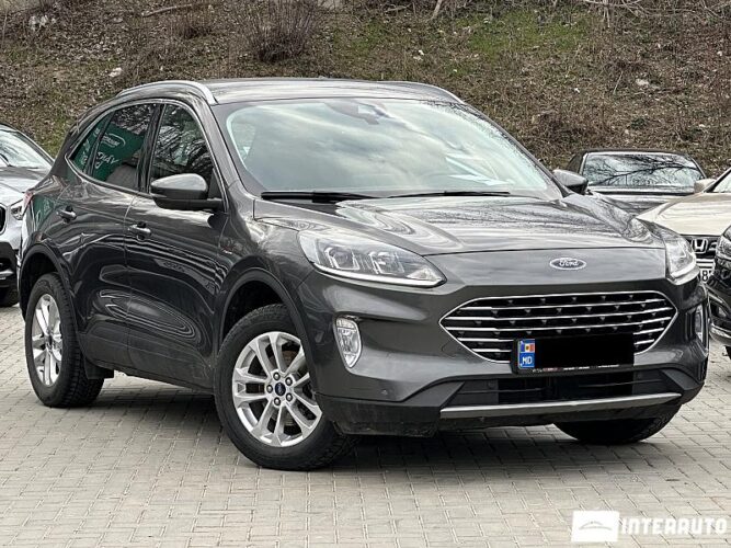 Ford Kuga 2022 doar la InterAuto