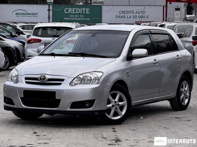 Toyota Corolla 2005 doar la InterAuto